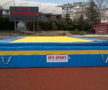 Yüksek Atlama Minderi