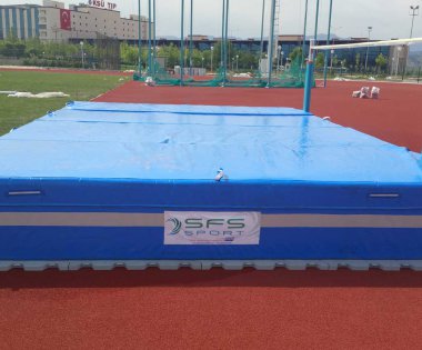 Yüksek Atlama Minderi