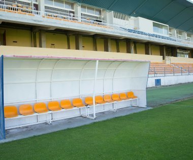 What Is a Substitute Bench and How Is It Built?